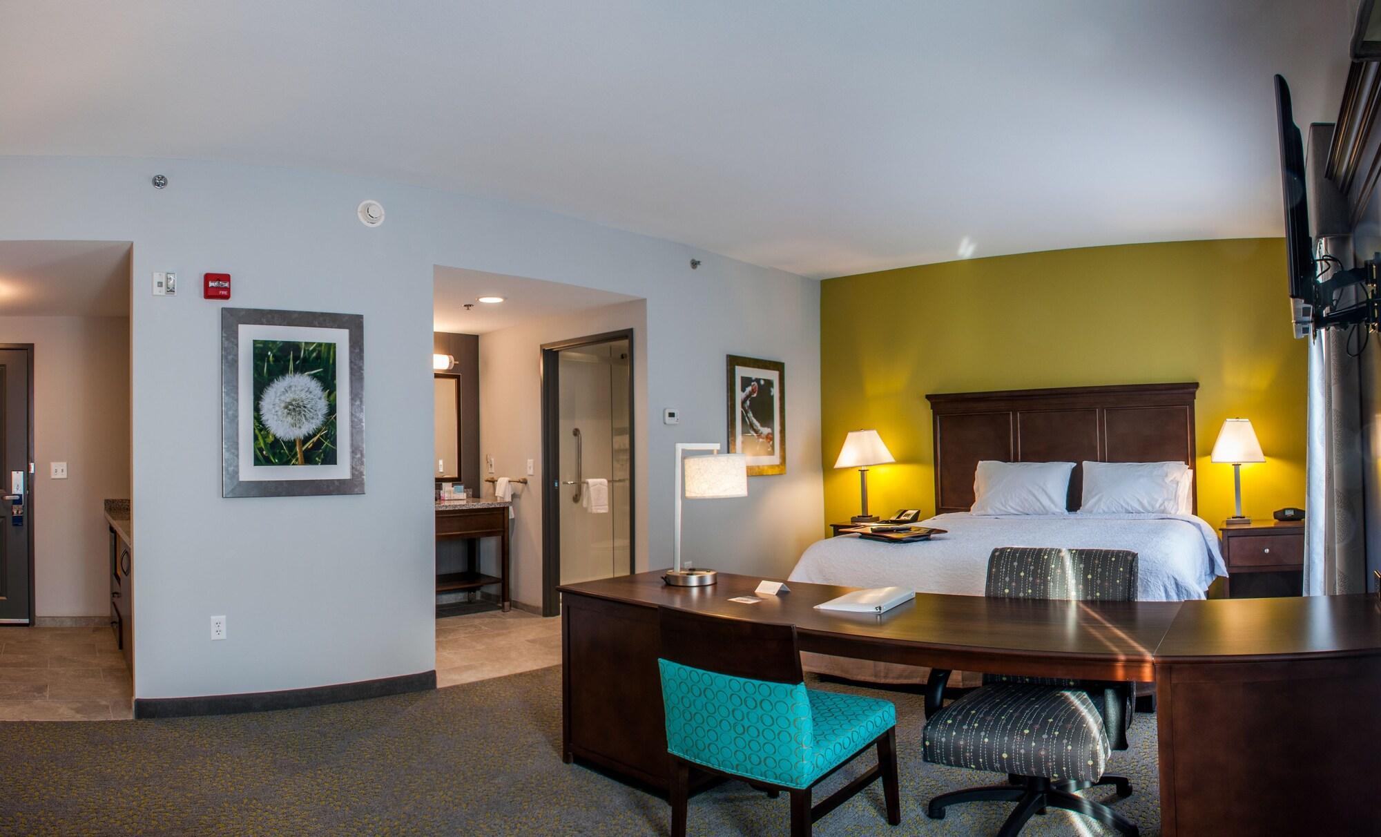 Hampton Inn & Suites Mishawaka/South Bend At Heritage Square Экстерьер фото